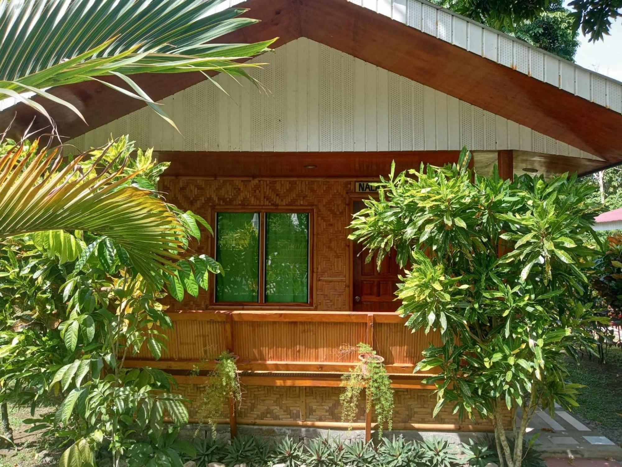 Camiguin Lanzones Resort Mambajao Ngoại thất bức ảnh