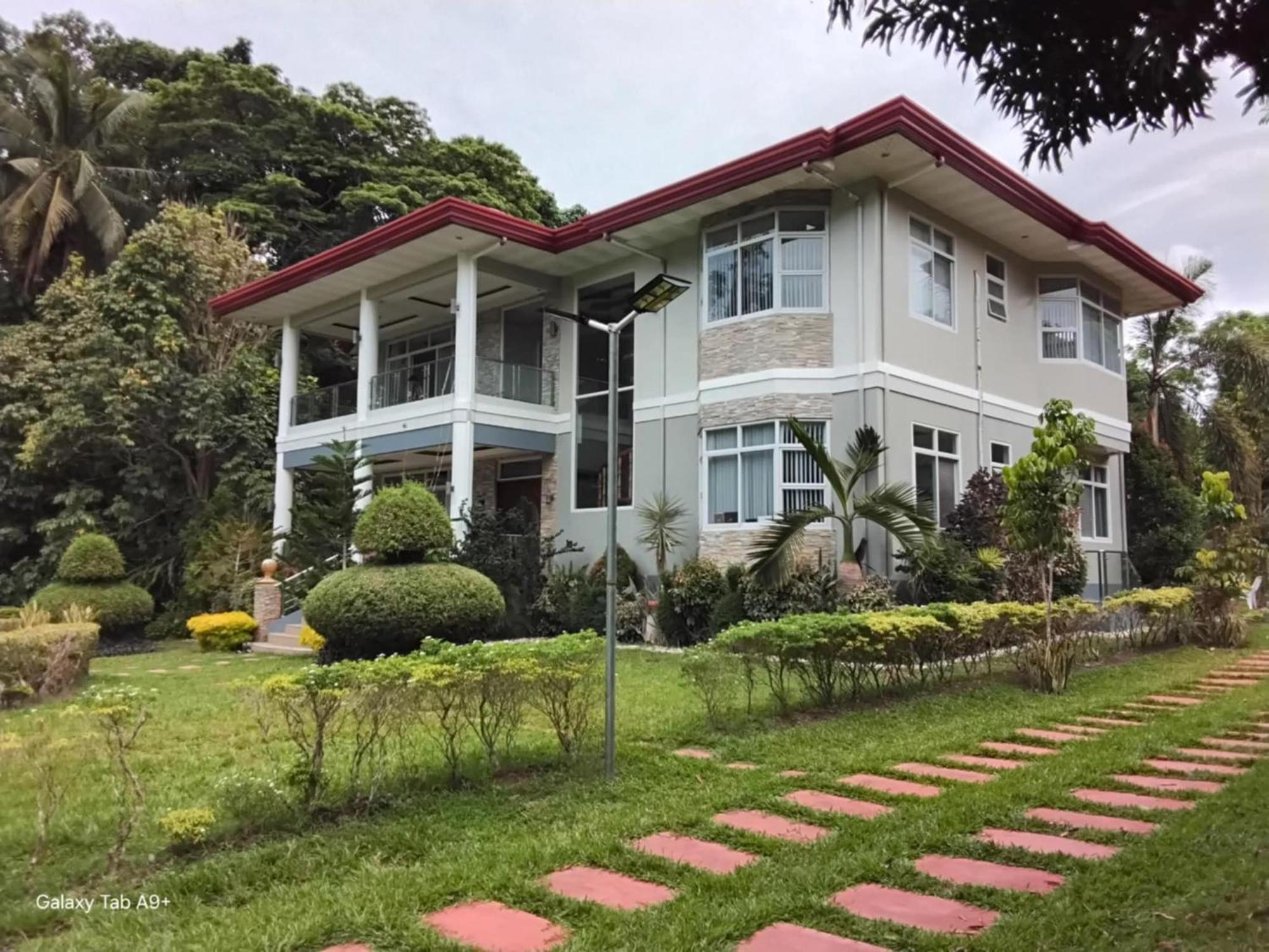 Camiguin Lanzones Resort Mambajao Ngoại thất bức ảnh