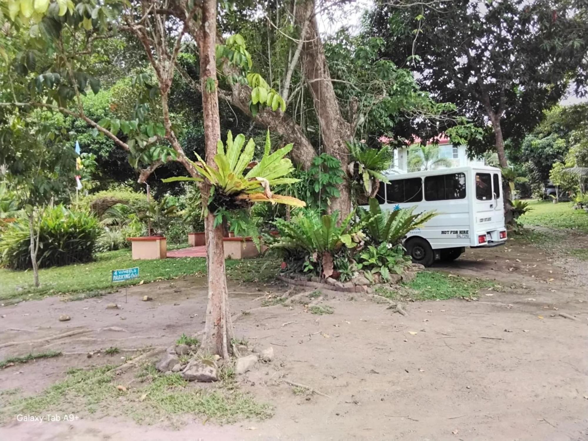 Camiguin Lanzones Resort Mambajao Ngoại thất bức ảnh