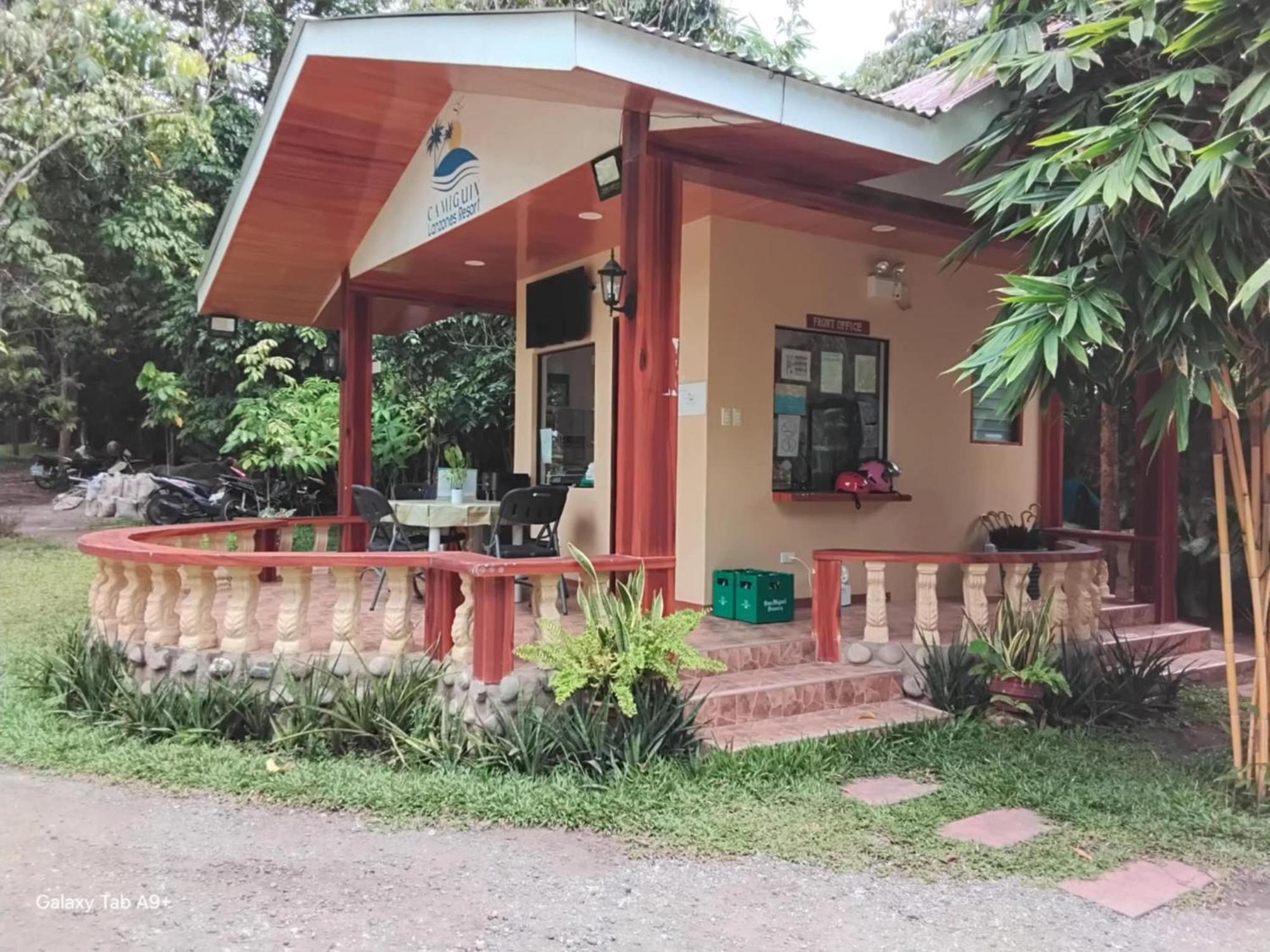 Camiguin Lanzones Resort Mambajao Ngoại thất bức ảnh