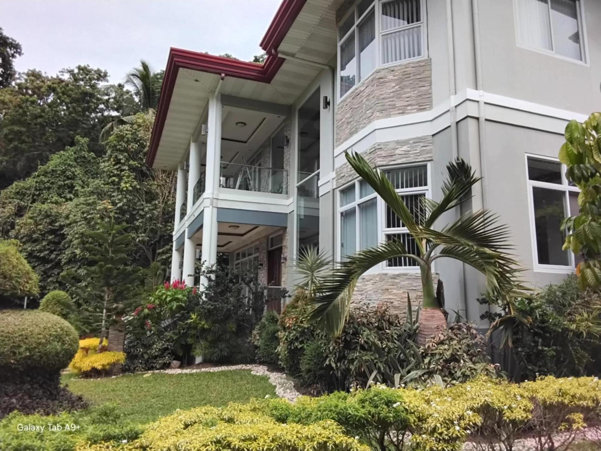 Camiguin Lanzones Resort Mambajao Ngoại thất bức ảnh